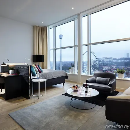 Upper House Hotel Göteborg Eksteriør billede A suite at Leonardo Royal Berlin